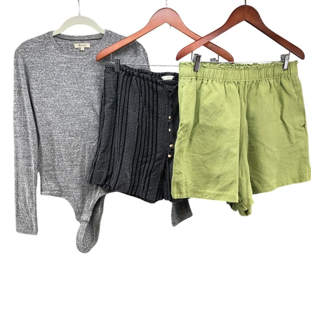 Madewell H&M Clothing Bundle Womens M L Gray Green Black Bodysuit Shorts 3pc